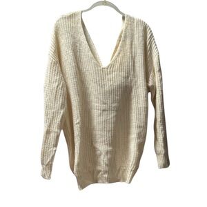 5 Besties NanaMacs Cassey Twist back sweater (Ivory)